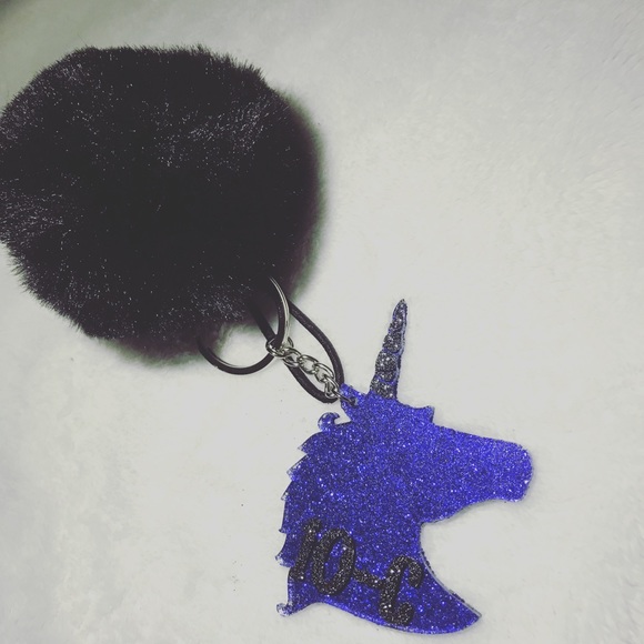 Personalized items. - Picture 8 of 8